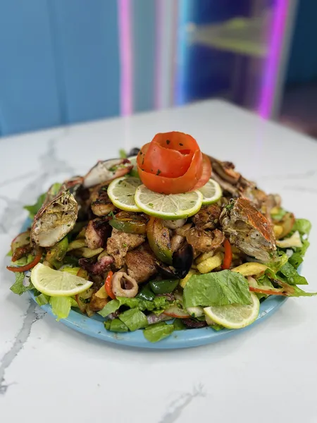PARRILLA MAR Y TIERRA